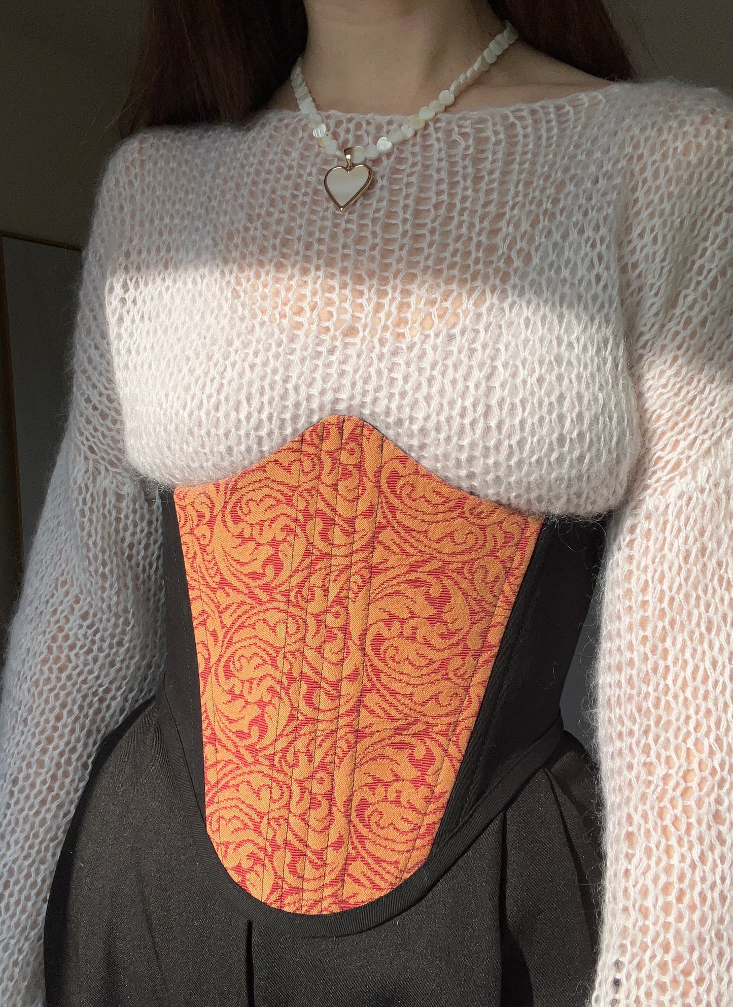 Reversible Corsage Belt in Black Twill & Damask