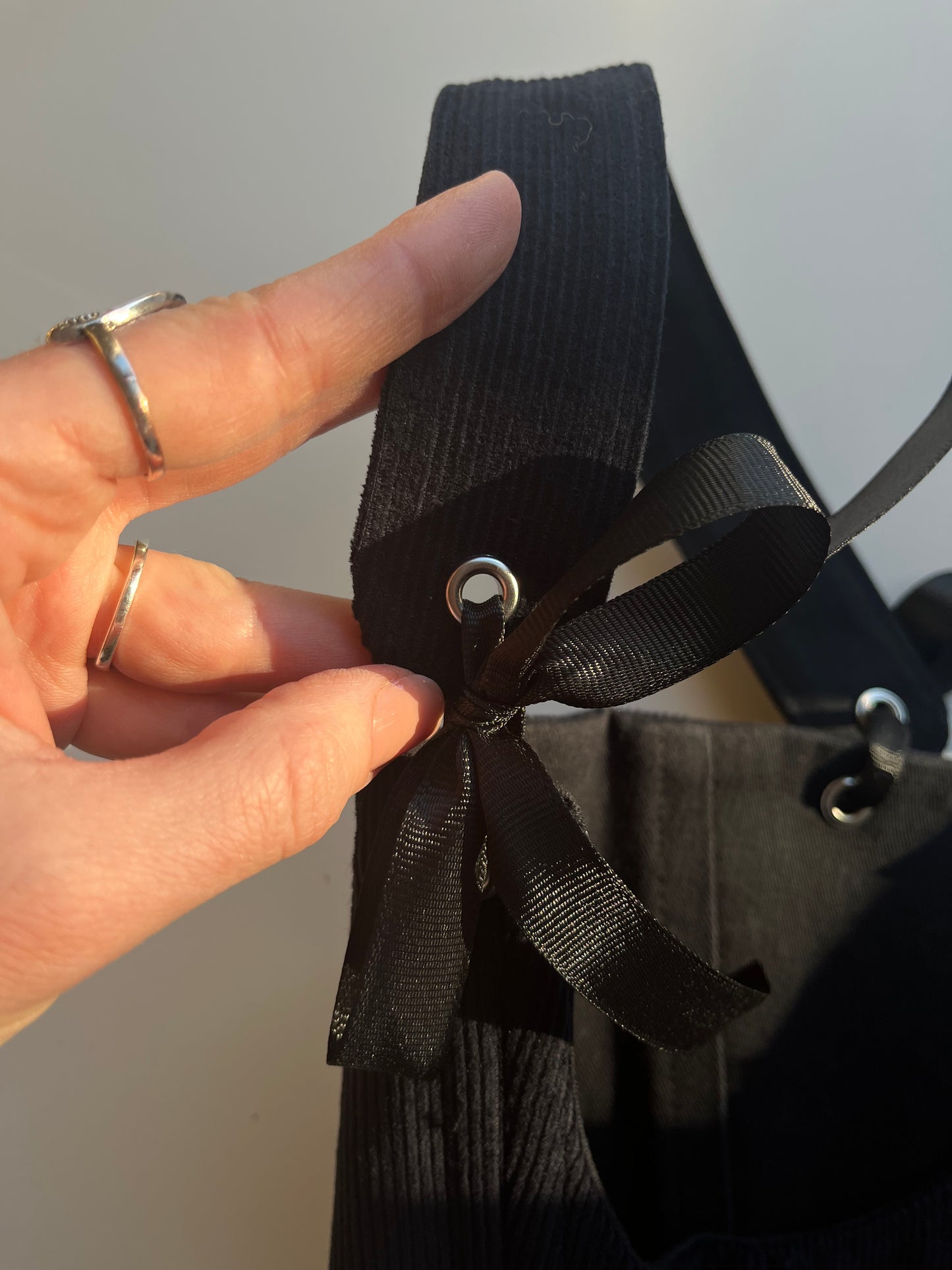 Reversible cotton twill black/dark blue cotton corduroy underbust corsage with removable shoulder straps 🖤💙