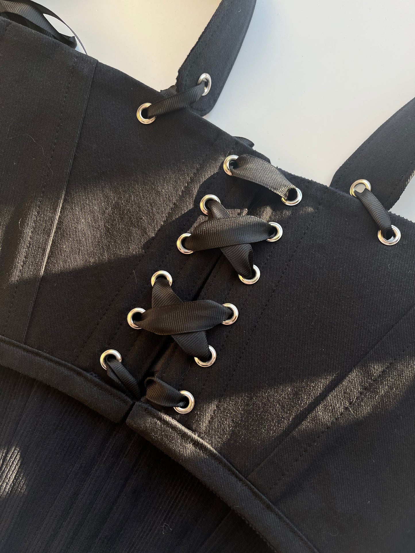Reversible cotton twill black/dark blue cotton corduroy underbust corsage with removable shoulder straps 🖤💙