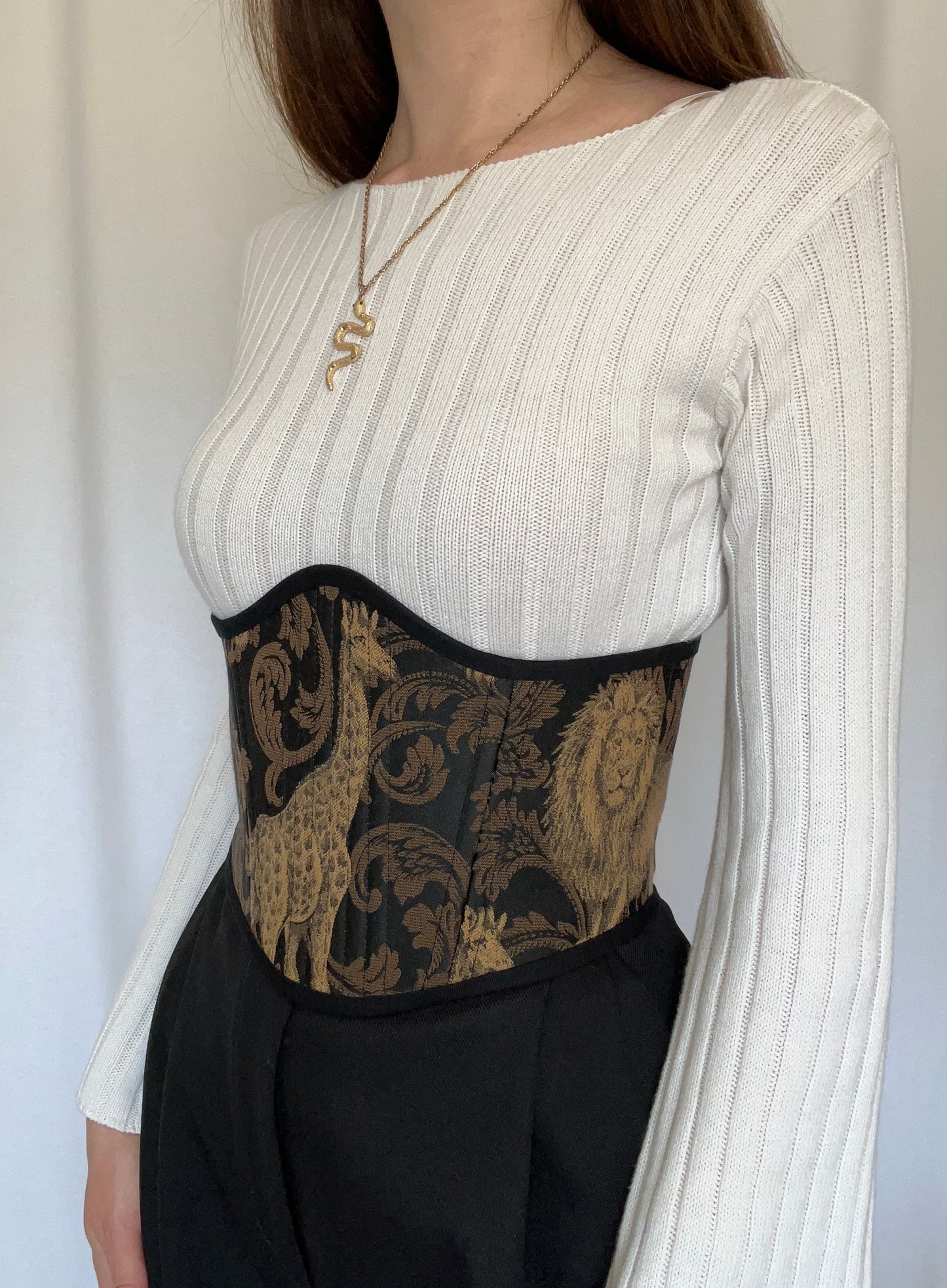 Underbust corsage belt “Wild grace”