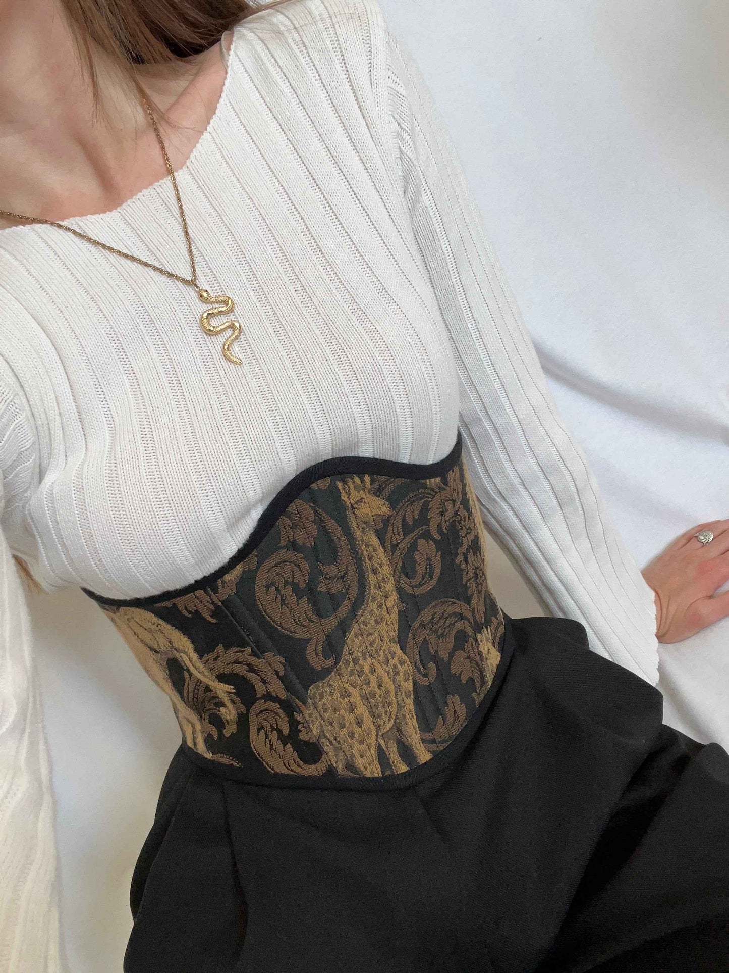 Underbust corsage belt “Wild grace”