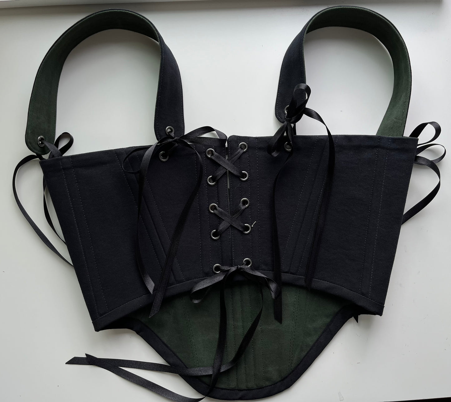 Black/ marble army green underbust corsage