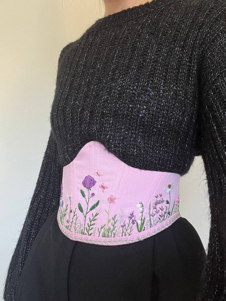 Embroidered floral corset belt size XS-S