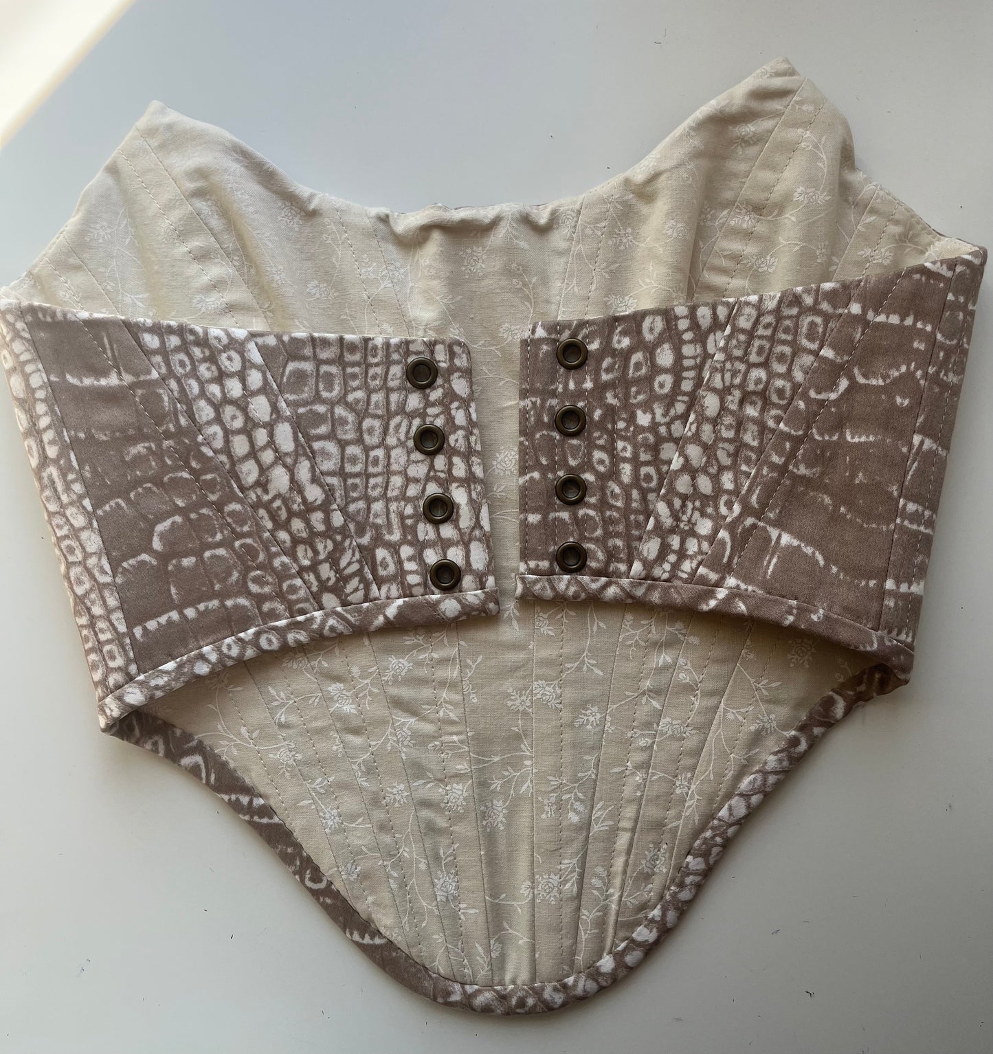 “Python grace” overbust corset, size M