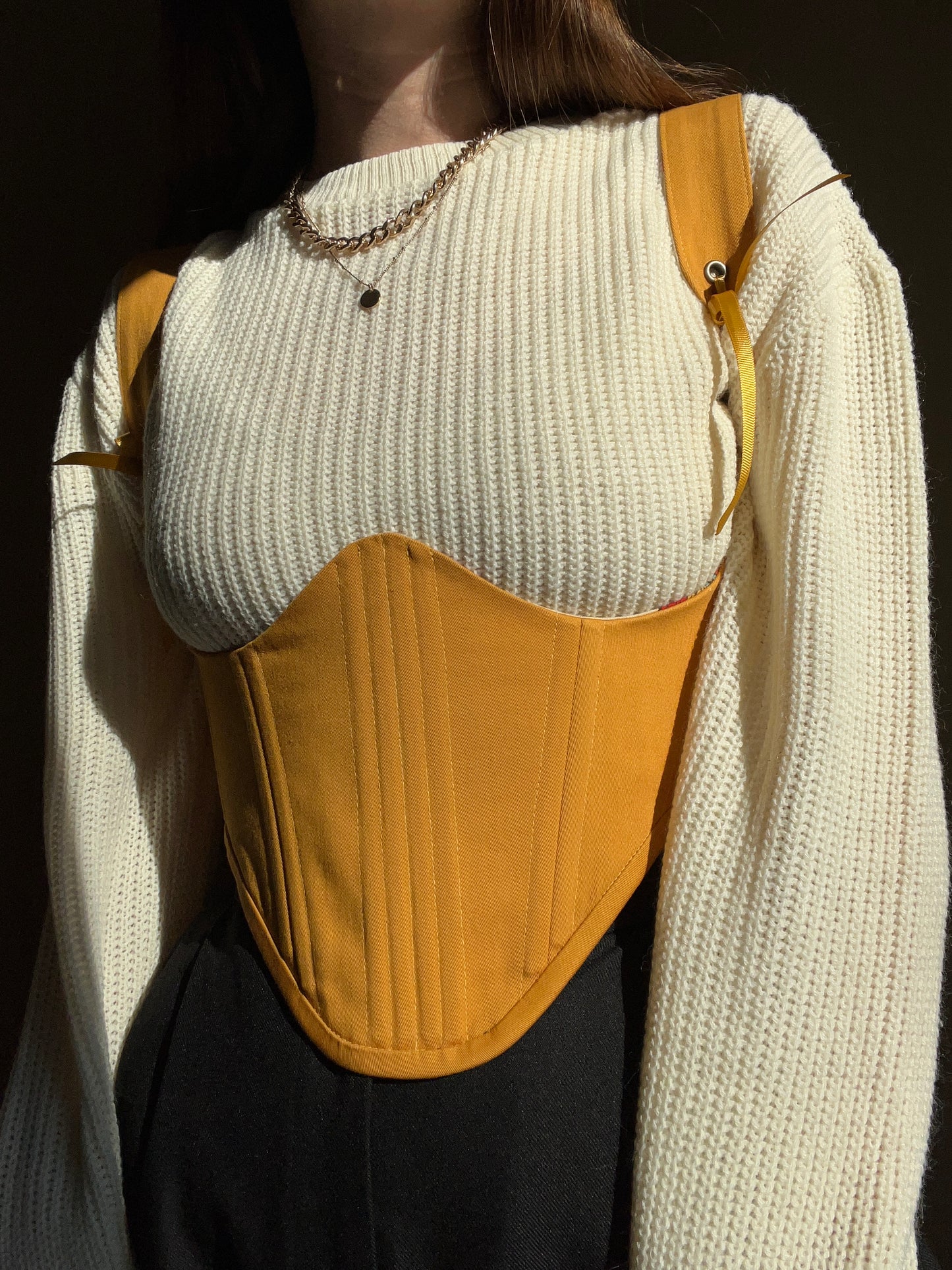 Mustard yellow underbust corsage with removable shoulder straps 🧡